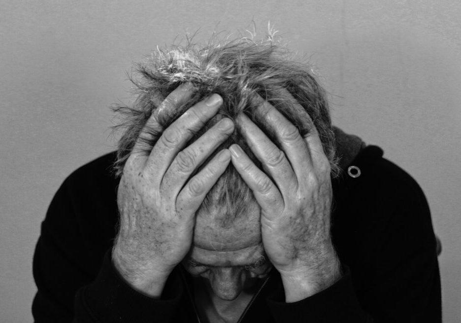sadness-513527_1920