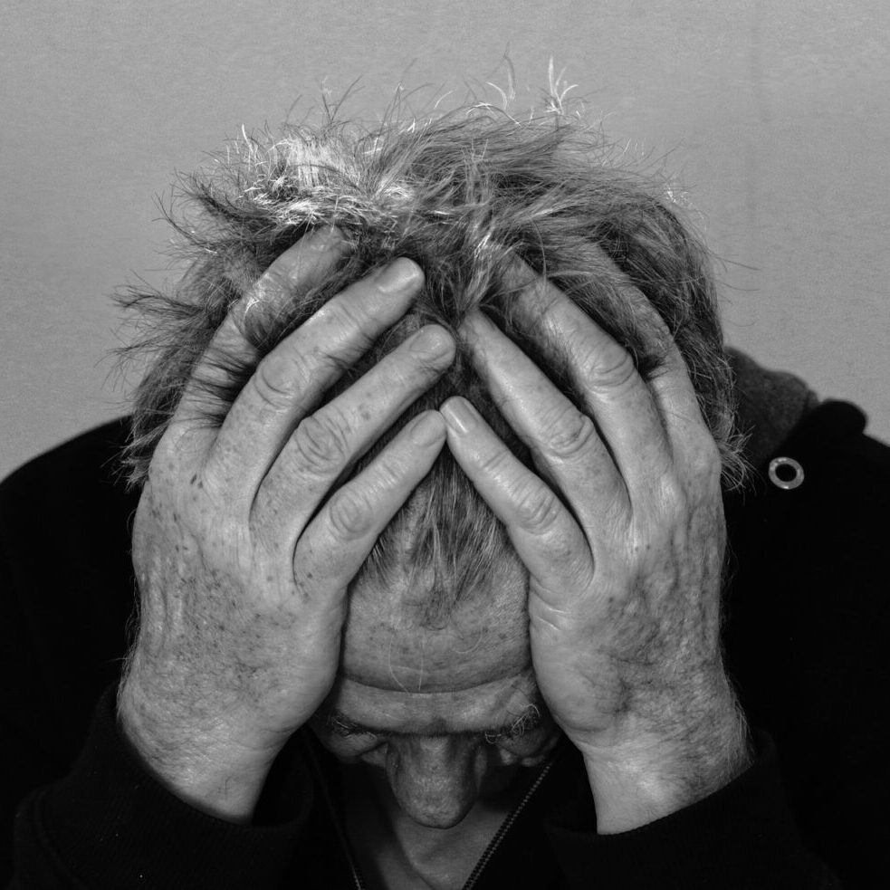 sadness-513527_1920